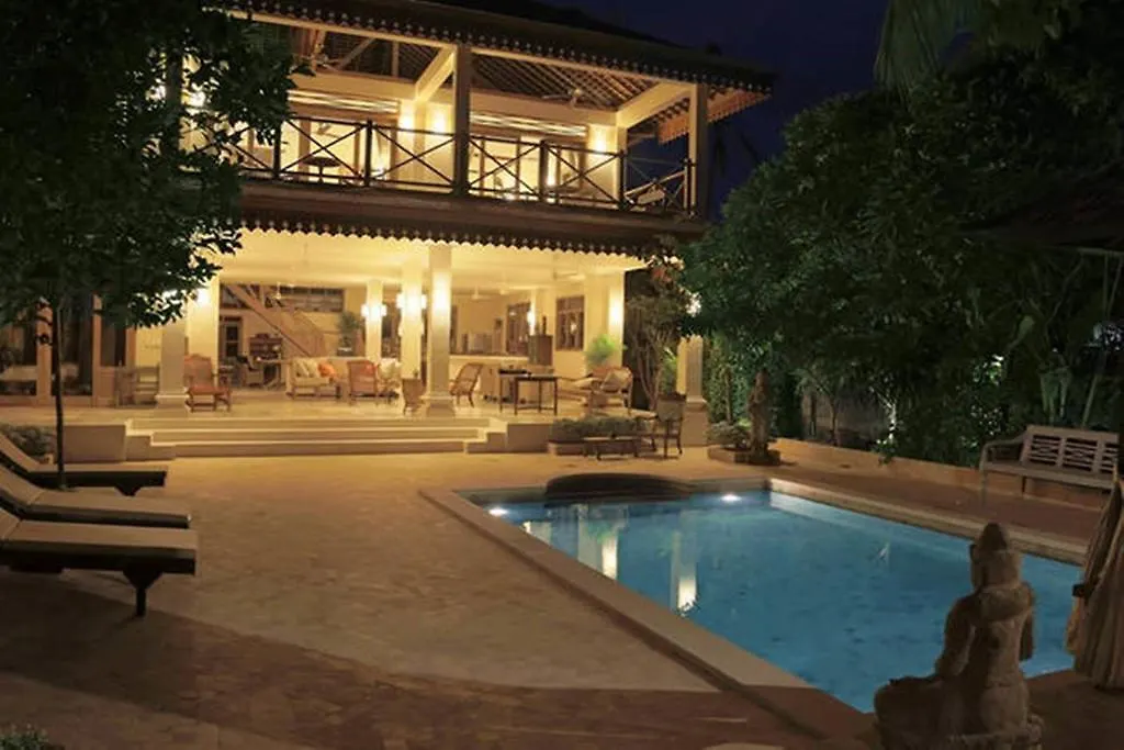 Villa Varuna Legian 0*,