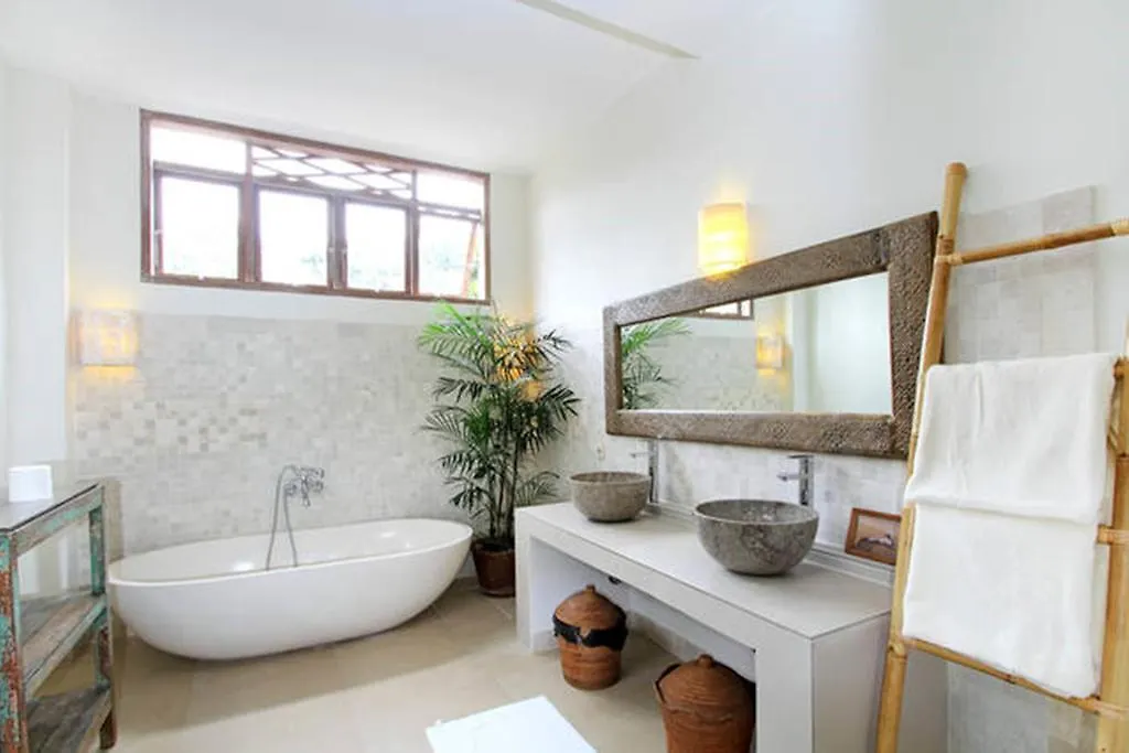 Villa Varuna Legian Endonezya